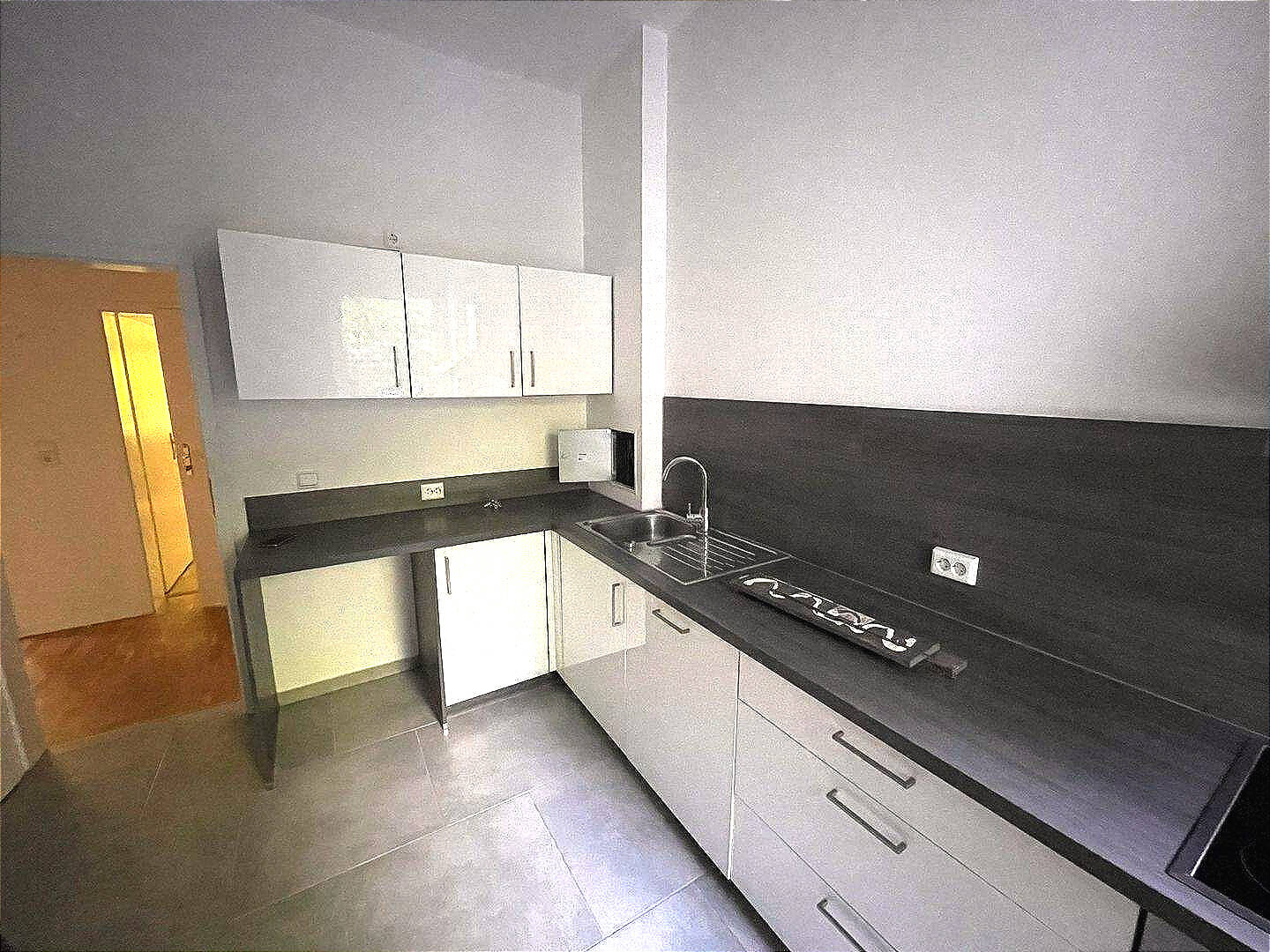 Zentral gelegen & gut geschnitten: 3 Zimmer mit Einbauküche in Leipzig – Leipzig – Vorschaubild 2