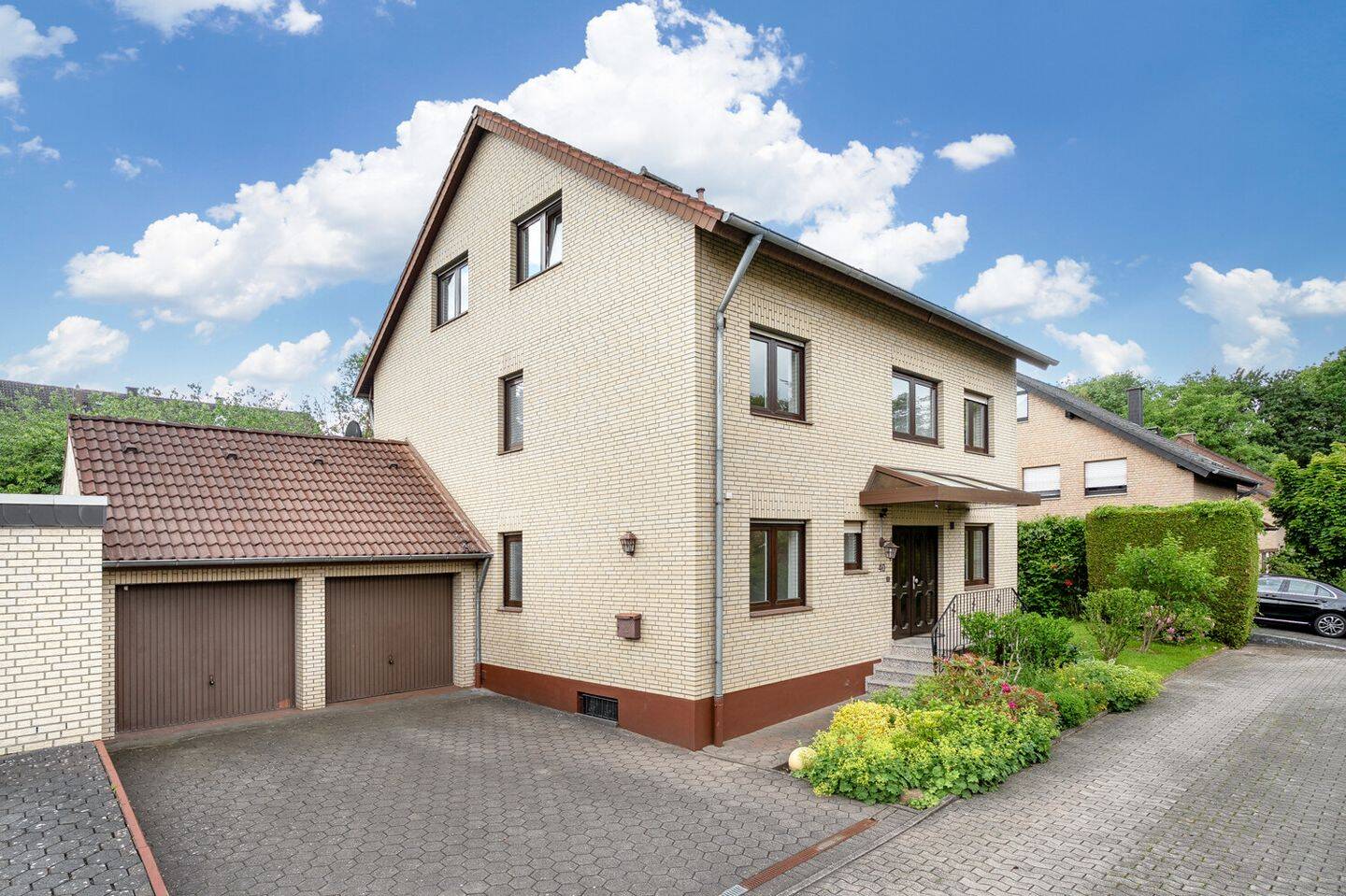 Bielefeld-Stieghorst: ZFH | Sackgassenlage ca. 174 m² Wfl. + ca. 58 m² ausgebaute Nutzfläche im DG – Bielefeld – Vorschaubild 3