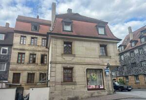 Denkmal-Juwel in Bestlage der Fürther Innenstadt // Über 4.000 € Mieteinnahmen monatlich – direkt an der Gustavstraße – 90762 Fürth – Vorschaubild 2