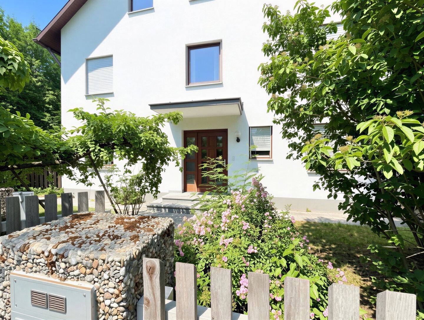 Endlich Platz! Familienfreundliche DHH mit Garten und bis zu 6-8 Zimmern und 167 qm Wohnfläche! – München – Vorschaubild 2