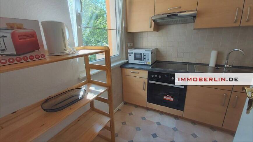 IMMOBERLIN.DE - Lichtdurchflutete Wohnung mit ruhigem Südbalkon in gefragter Lage – Berlin – Vorschaubild 5