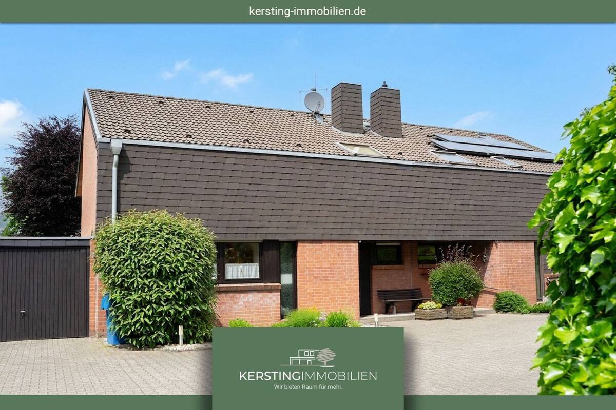 Bockum: Wohnen am Kaiserpark - großzügige, lichtdurchflutete Doppelhaushälfte mit schönem Garten! – 47800 Krefeld – Bild 1 von 9
