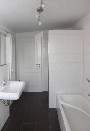 Gemütliche 3-Zimmer-Wohnung über 2 Ebenen mit Balkon in einer ruhigen Nebenstraße von Lohbrügge – 21033 Hamburg – Vorschaubild 6