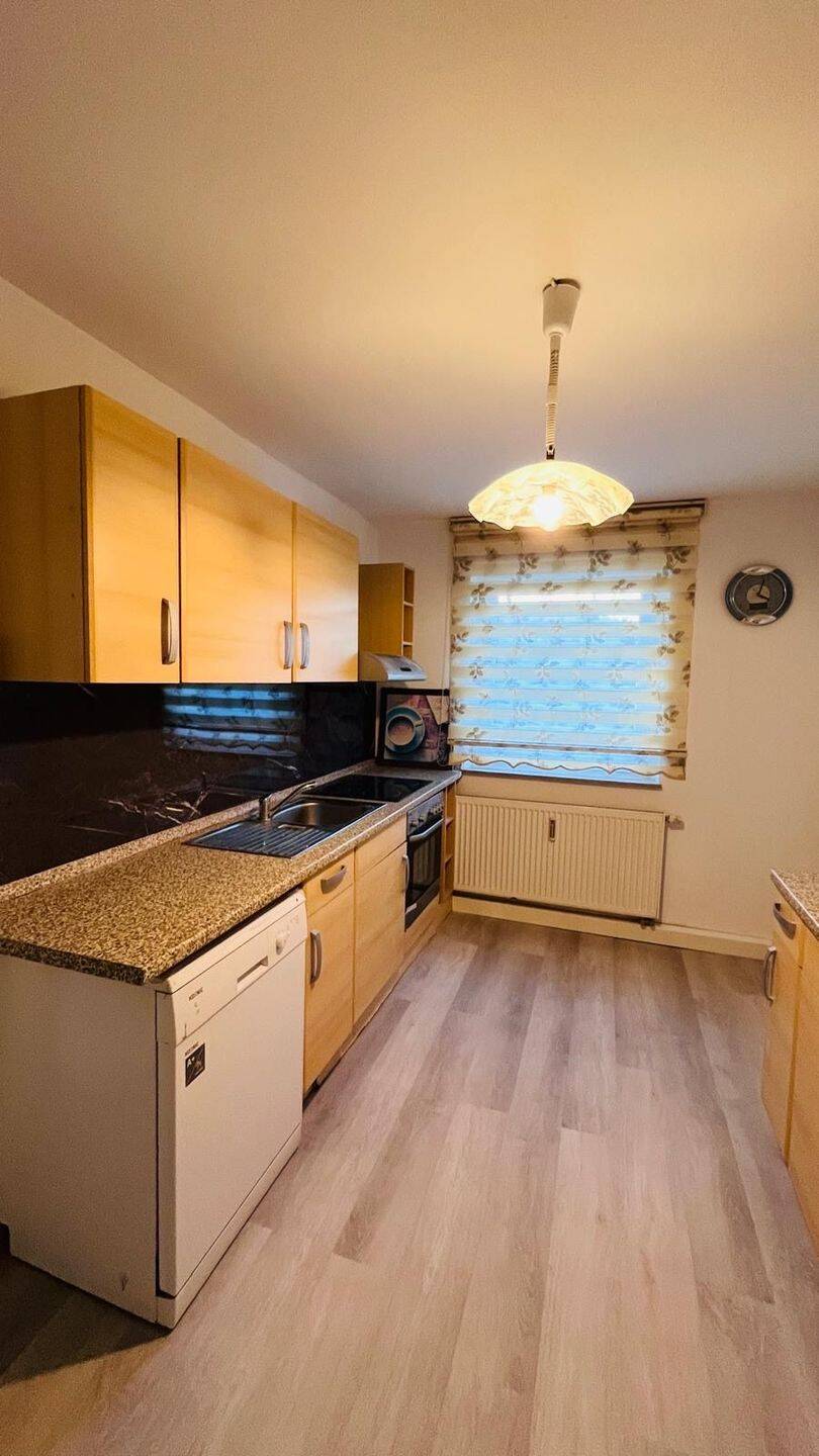 Renovierte 2 Zimmer Wohnung mit Einbauküche – Nürnberg – Vorschaubild 8