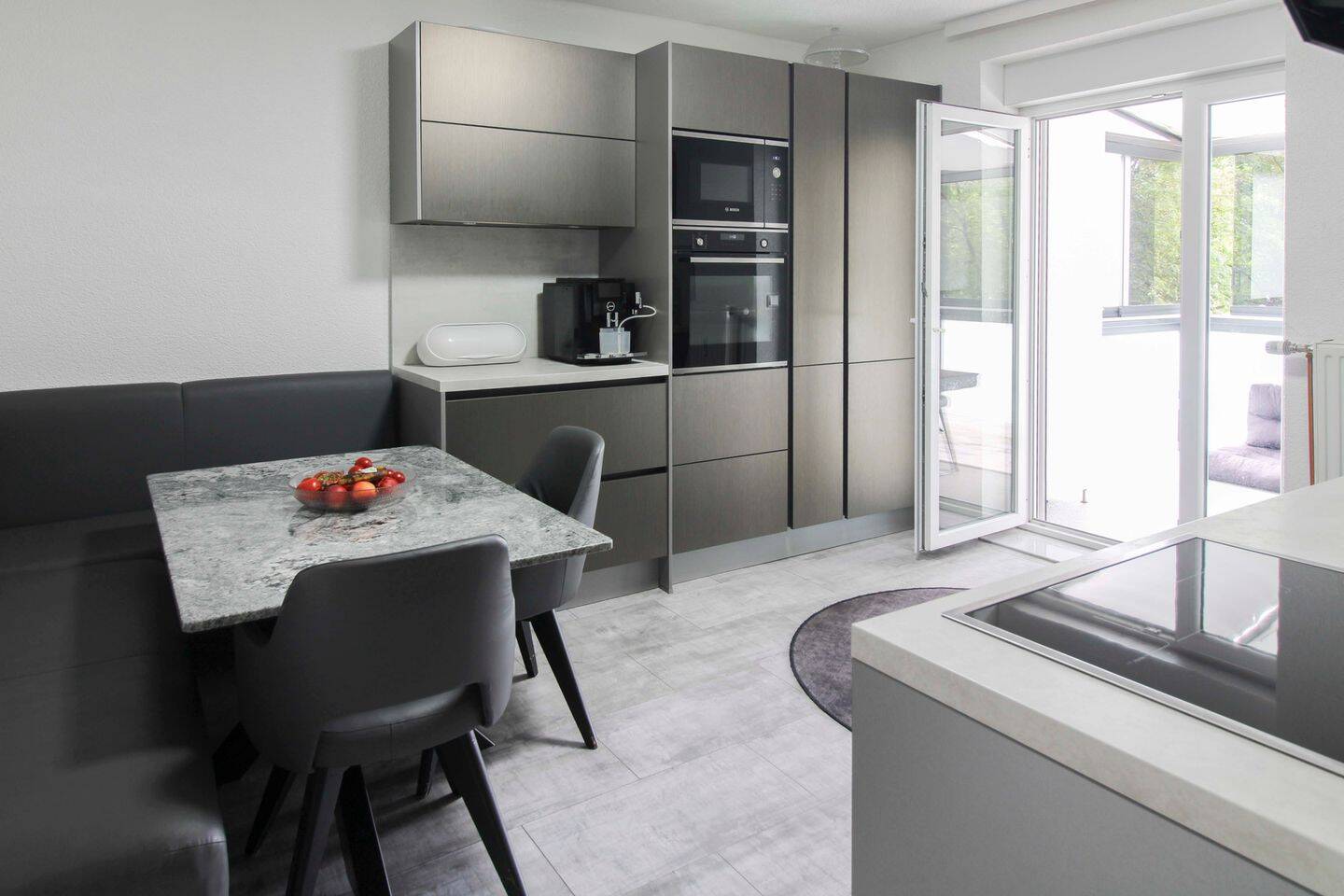 Wohn Traum mit Balkon - hochwertig Kernsanierte 103 qm Eigentumswohnung – Duisburg – Vorschaubild 5