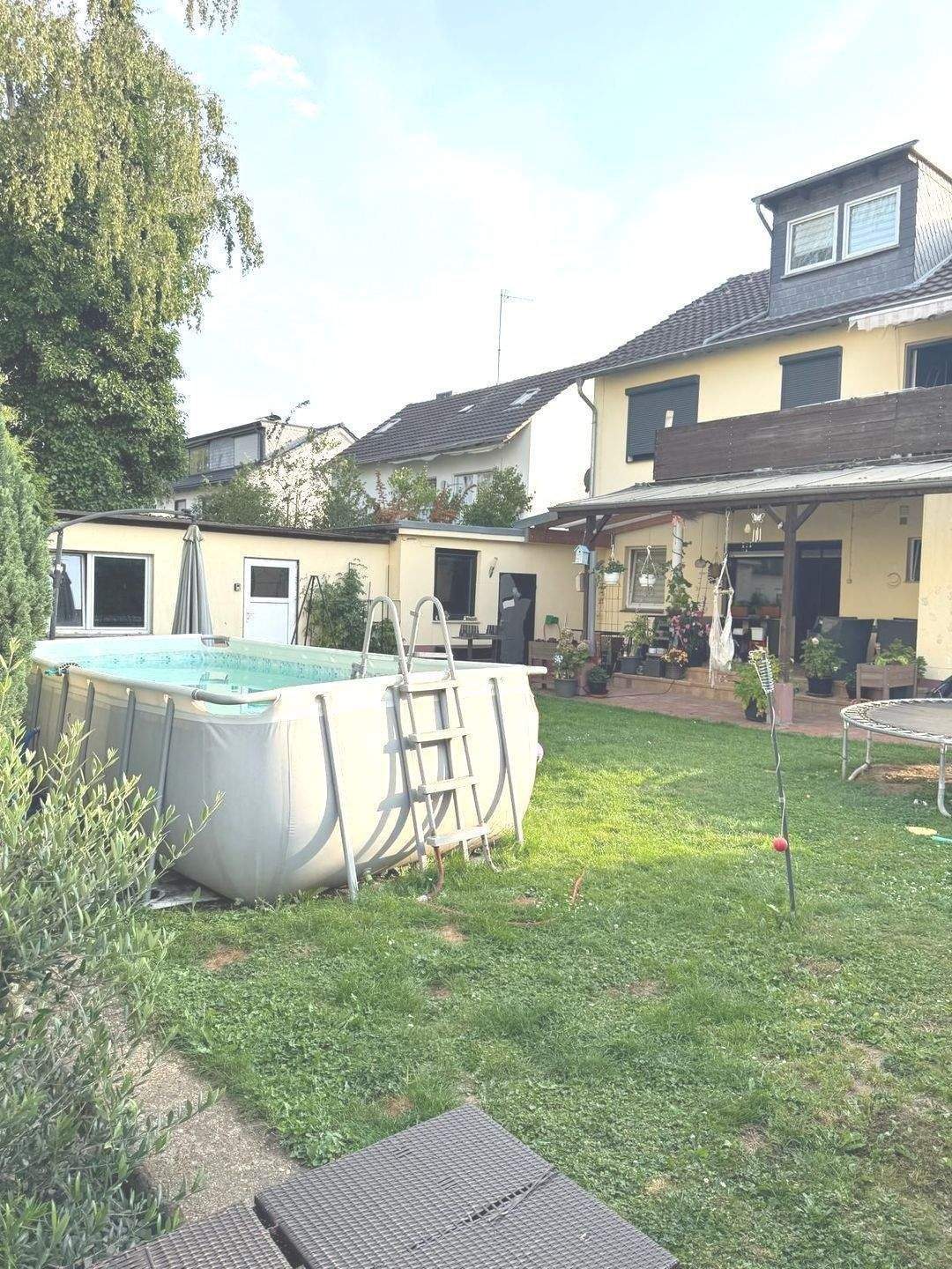 Dreifamilienhaus auf attraktivem Eckgrundstück in Kerpen Buir – Kerpen – Vorschaubild 4