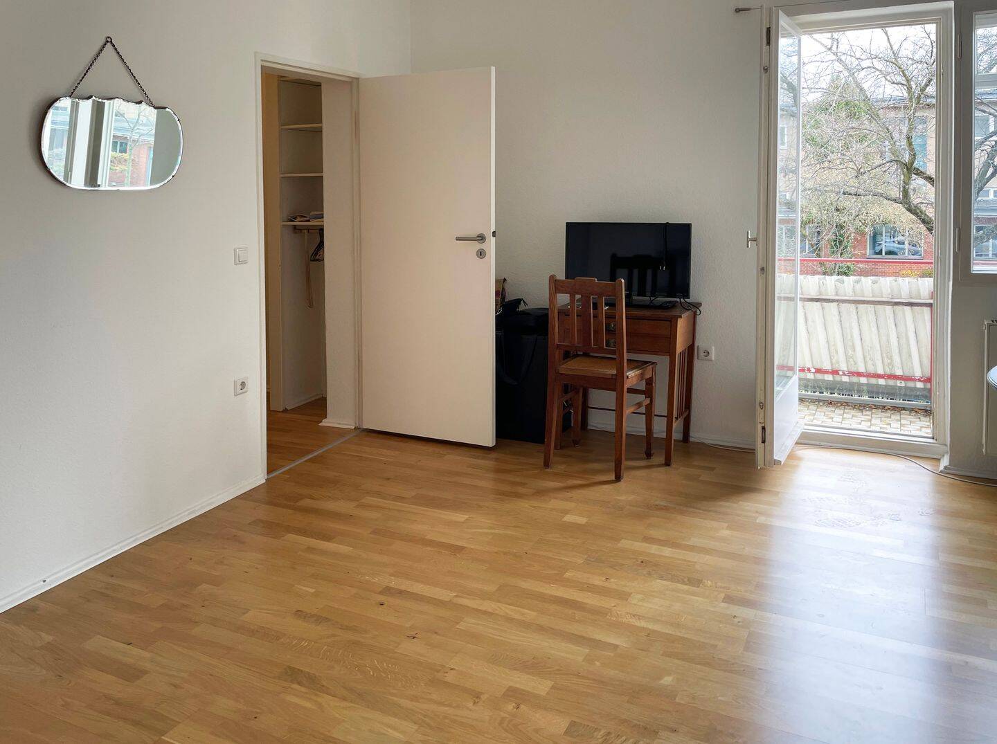 Bezugsfreie 1-Zimmer-Wohnung mit Balkon in gefragter Wohnlage! – Berlin – Vorschaubild 4