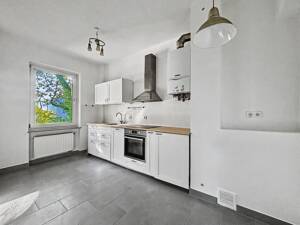 Wohnen am Dornbusch in Frankfurt - 4 Zimmer-Altbauwohnung - frisch renoviert – 60433 Frankfurt am Main – Vorschaubild 9