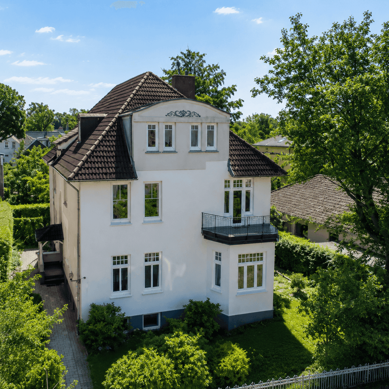 Altbaujuwel zum Selbstgestalten in Nienstedten - Ihr Wohntraum in Elbnähe
