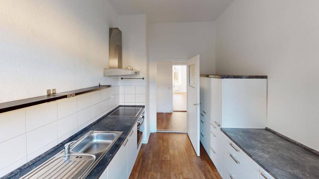 Charmante Altbauwohnung mit Einbauküche