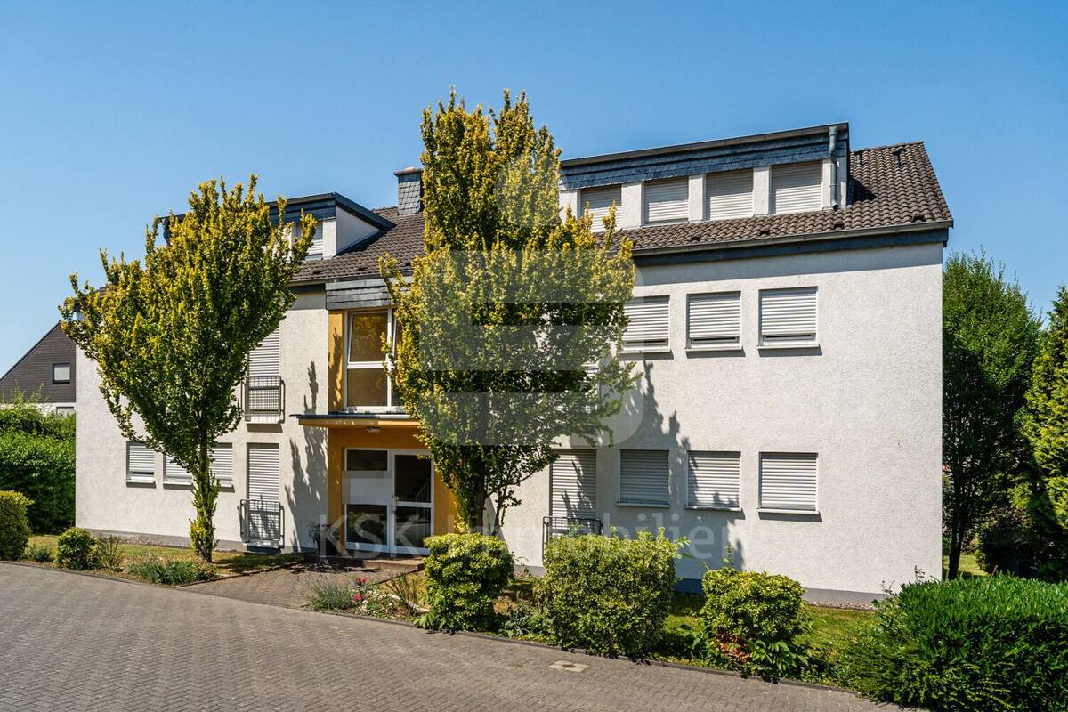 Modernes Wohnen auf ca. 56 m² - offene Küche, neues Bad und Balkon. – 53229 Bonn – Bild 1 von 7