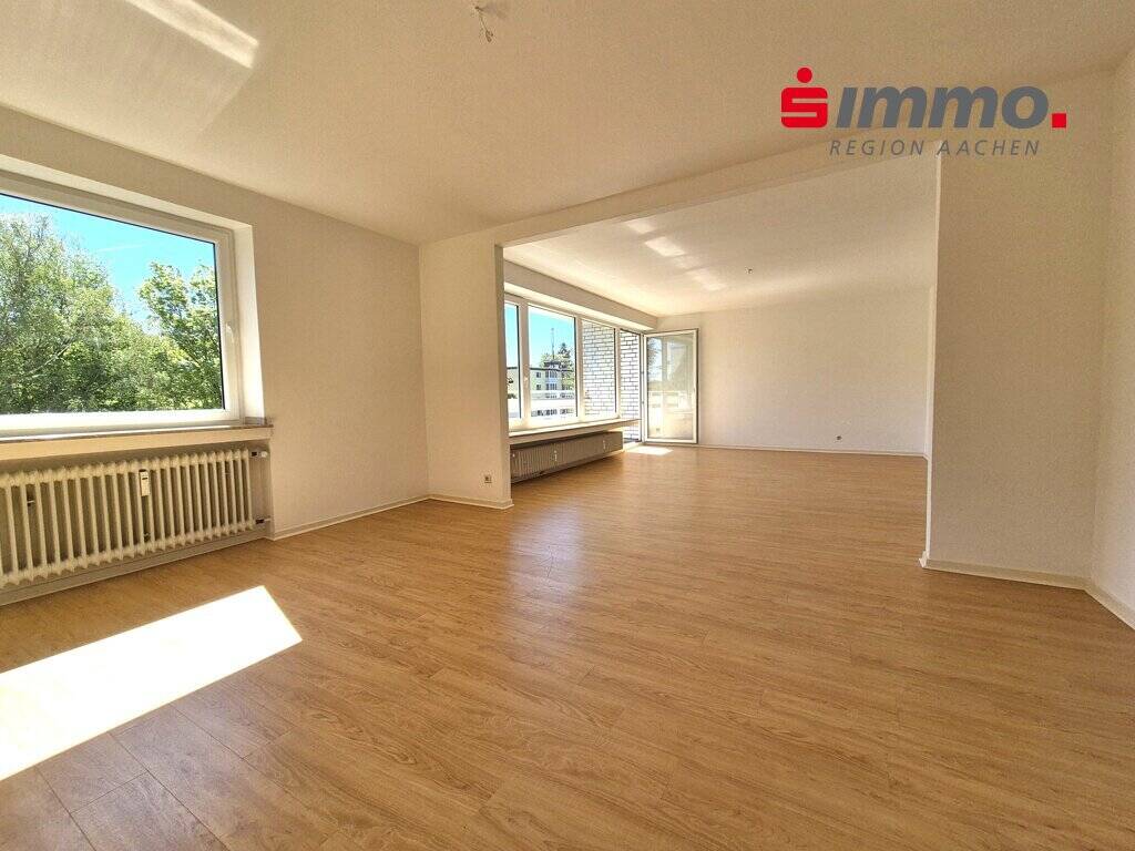 Charmante 2-Zimmer-Wohnung mit Balkon in bester Lage von Hanbruch