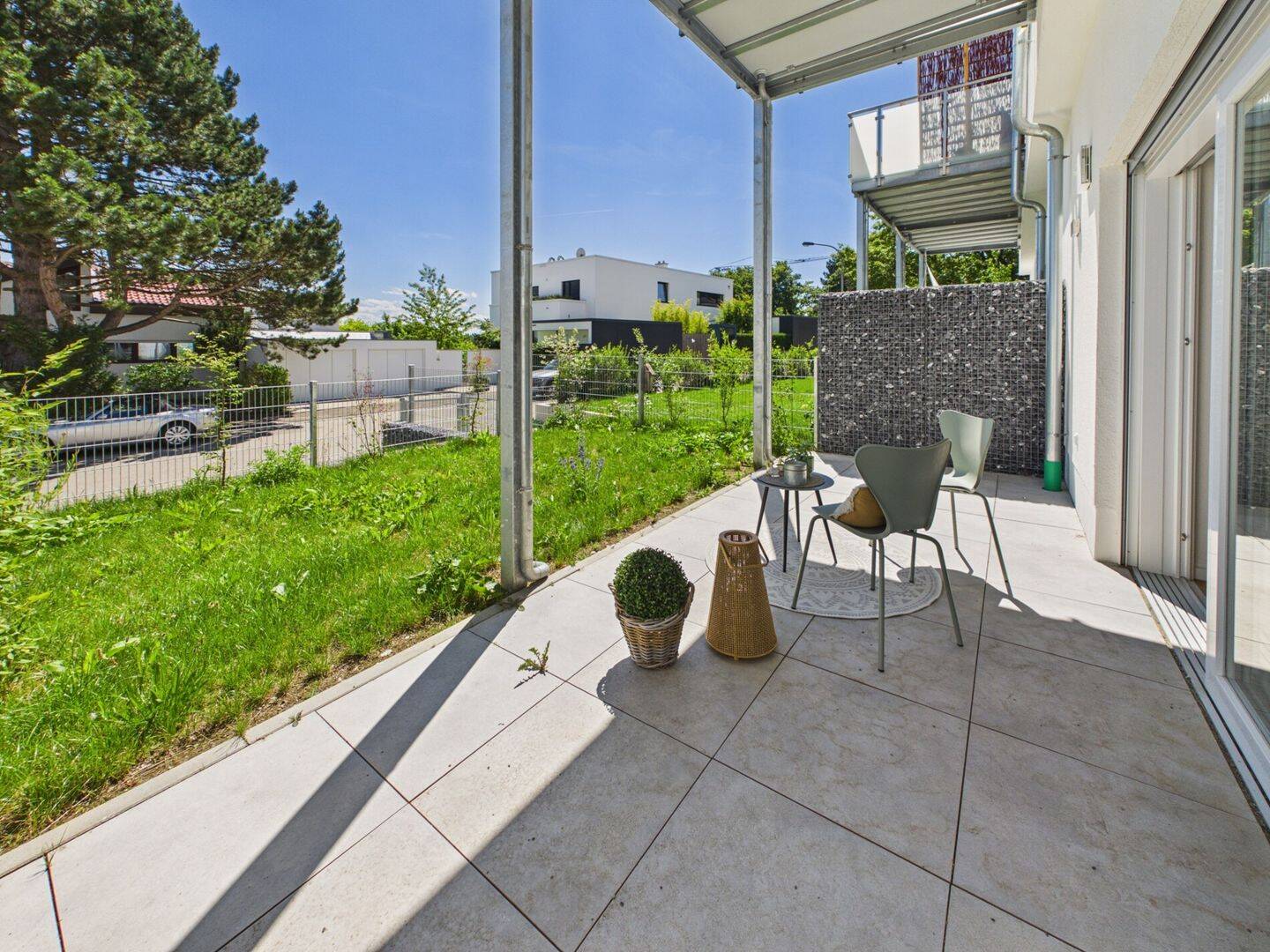 Exklusiver Erstbezug in Böfingen - 2 Terrassen, Garten und moderne Ausstattung! – Ulm – Vorschaubild 3