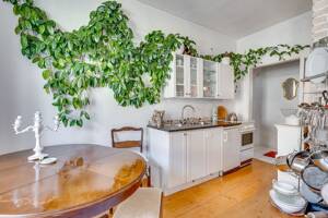 AIGNER - Stilvolle 2-Zimmer-Wohnung mit Altbaucharme in Neuhausen-Nymphenburg – 80637 München – Vorschaubild 3