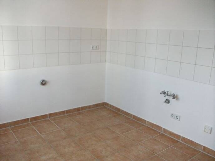 MIT DUSCHE- Süsse 2-Raum-Wohnung mit Laminat in guter Lage – Chemnitz – Vorschaubild 9