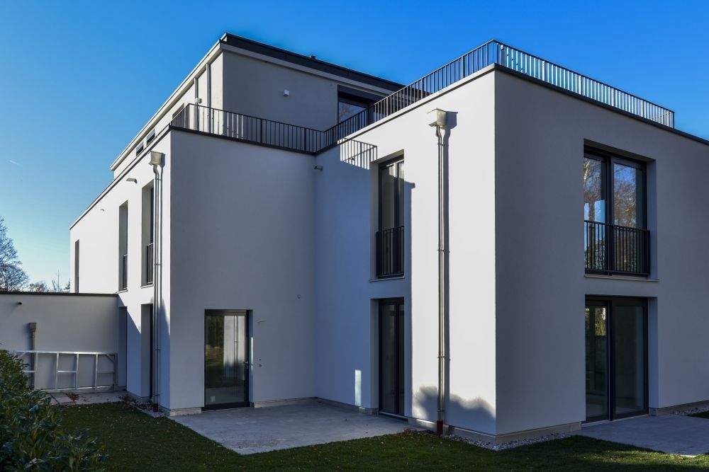 Gemütliches Apartment mit wöchentlichem Reinigungsservice & Fitnessstudio im Haus, perfekte Lage in Bogenhausen – München – Vorschaubild 6