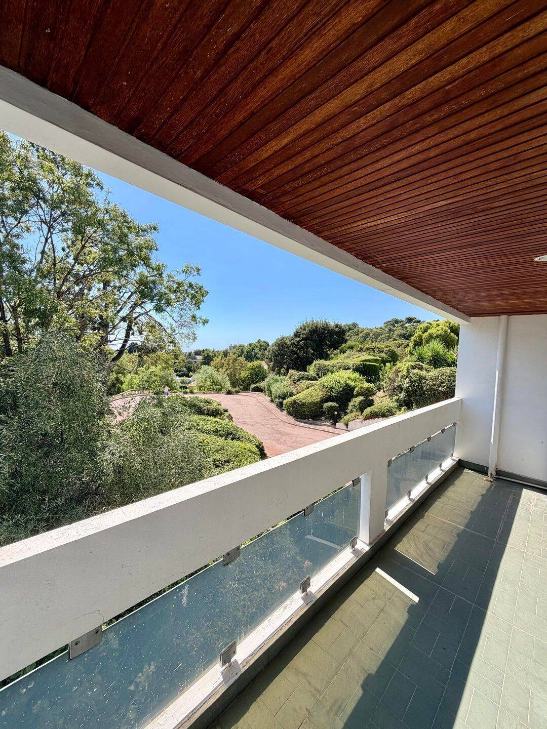 Appartement 1 pièce 40 m² · à Marseille 8ème Arrondissement · 39,6 m² · 1 008 €/mois