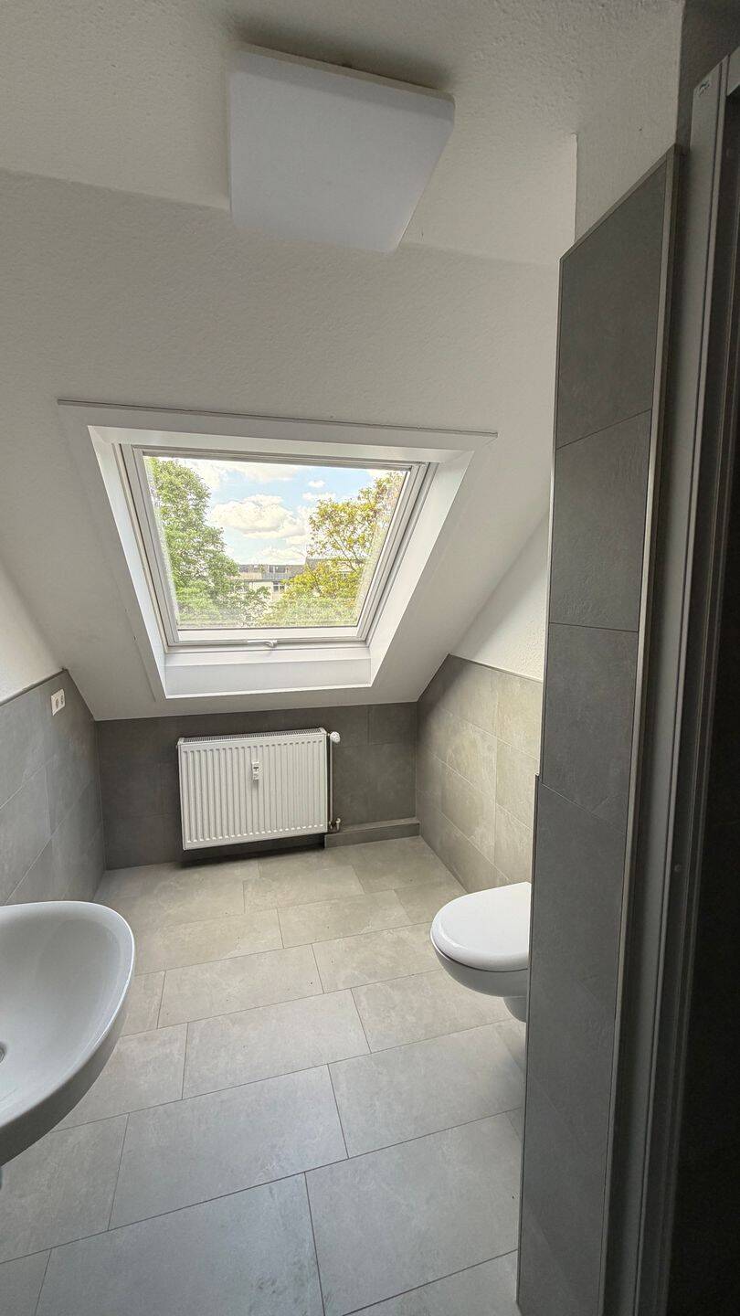 Renovierte 2 Zimmer Wohnung