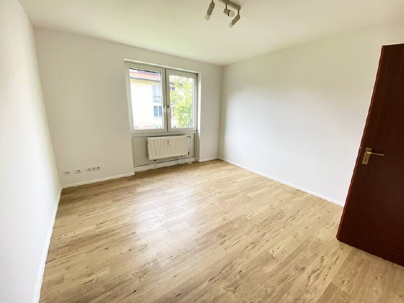 Bezugsbereites 1-Zimmer-Apartment in beliebter Lage von Bonn-Endenich inkl. TG-Stellplatz! – Bonn – Vorschaubild 2