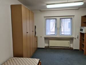 absolut ruhige, möbl. 1-Zi.-Whg. in ER - Zentrum - Nord, Nähe Kliniken, 20,6 m² Wfl. – 91054 Erlangen – Vorschaubild 2