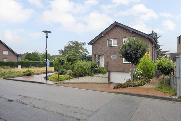 Einfamilienhaus in 52538 Selfkant / Höngen mit 162,3 m² kaufen