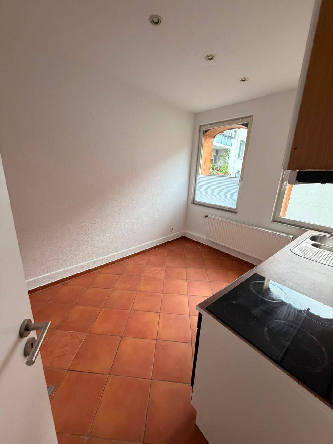 Frisch renovierte 2-Zimmer-Wohnung, Küche, Bad – Hannover – Vorschaubild 8