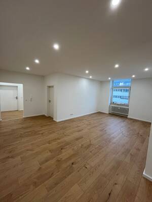 Großzügige 5 Zimmer-Wohnung in Koblenz mit zwei Bädern! – 56068 Koblenz – Vorschaubild 3