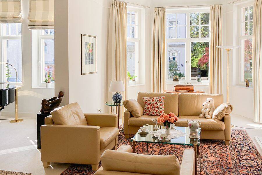 Stilvolle, modernisierte Altbauwohnung in einer Villa in unmittelbarer Nähe der Herrenhäuser Gärten!