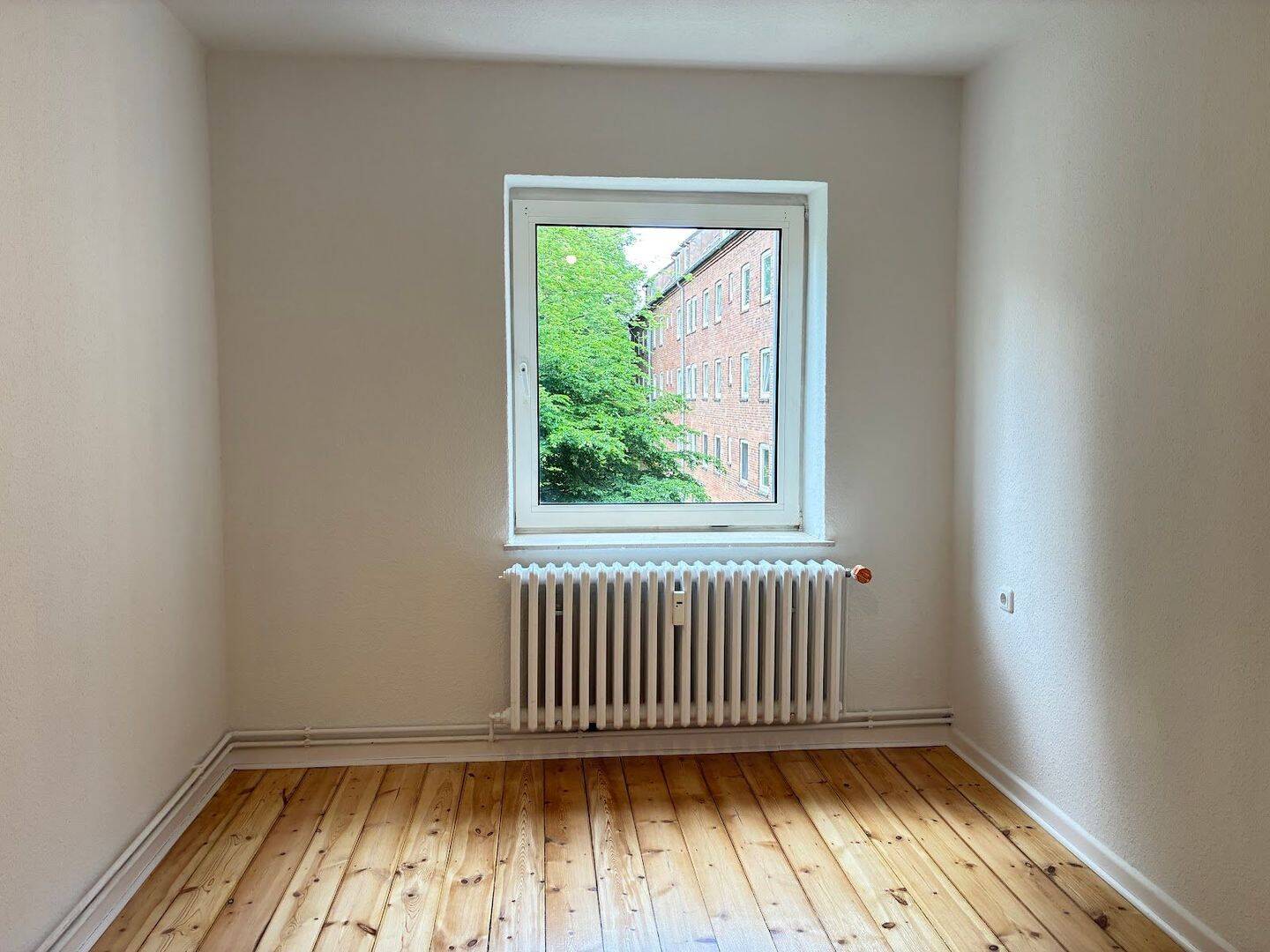 3-Zimmerwohnung im Herzen von Dietrichsdorf! – Kiel – Vorschaubild 2