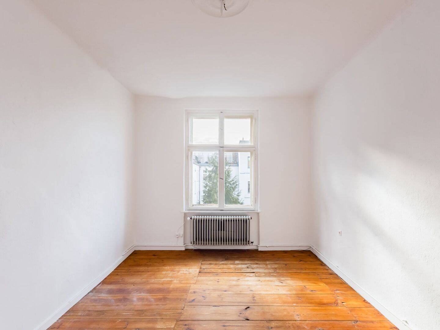 Altbauwohnung mit Balkon und viel Entwicklungspotenzial im beliebten Reuterkiez – Berlin – Vorschaubild 4