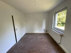 Wenn nicht hier, wo dann und sogar ein Balkon mit dran. – 42897 Remscheid – Vorschaubild 5