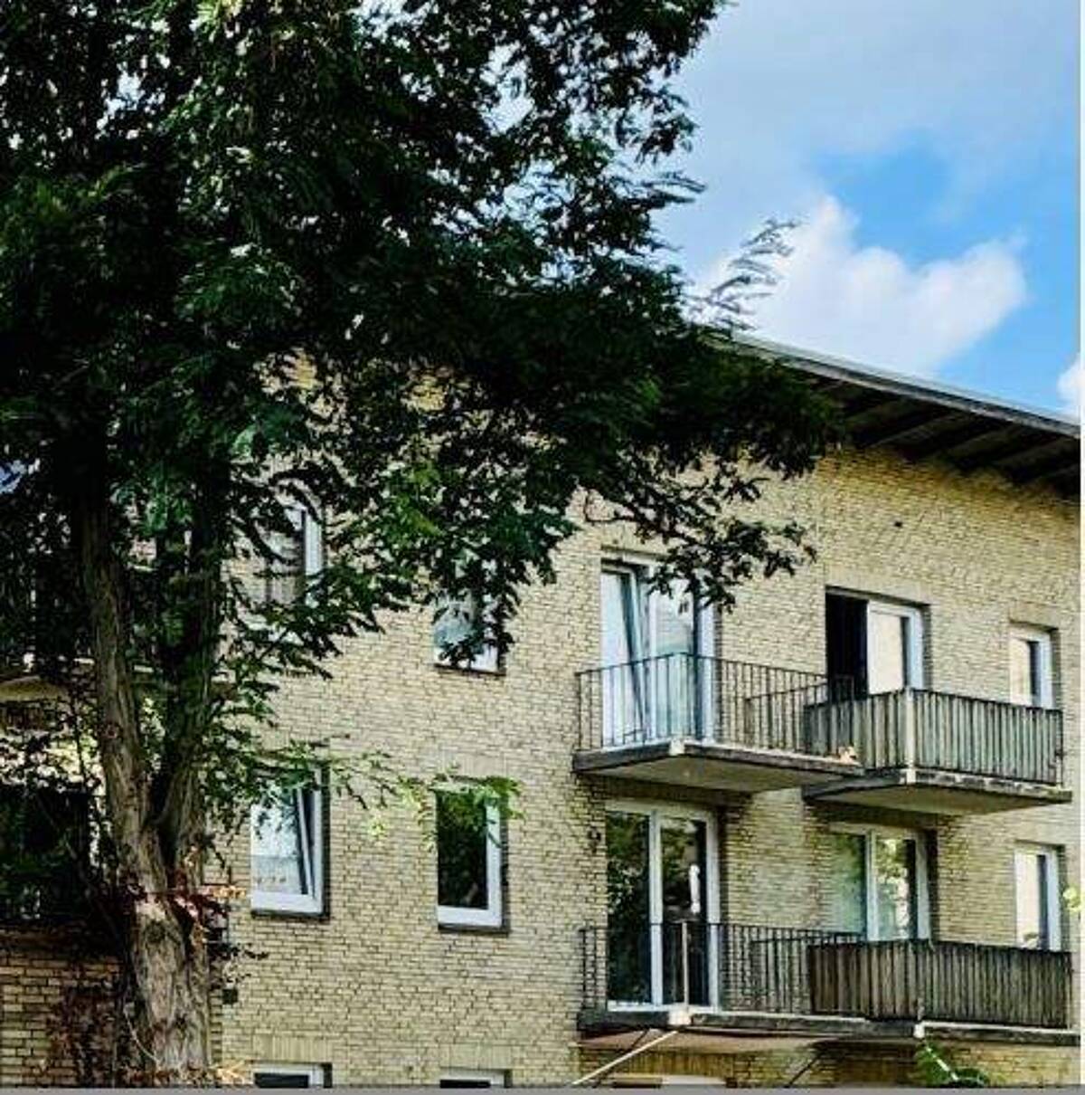 Moderne 2 Zimmer Whg. im Dachgeschoss – 22525 Hamburg – Bild 1 von 5