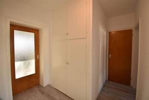 Idealer Grundriss! 3-Zimmer-Wohnung mit Balkon in Röttgersbach – 47169 Duisburg – Vorschaubild 2