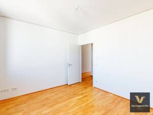 Lichtdurchflutete und großzügig geschnittene 3-Zimmer-Wohnung mit Dachterrasse und Loggia! – 64295 Darmstadt – Vorschaubild 6