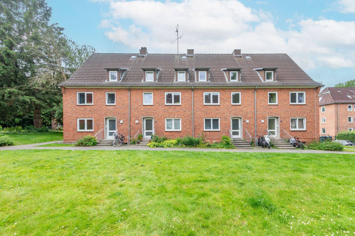 Vermietete Erdgeschosswohnung mit Terrasse zur Kapitalanlage! – Kiel – Vorschaubild 4