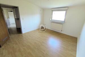 !!! ImmoPoint !!! Gemütliche Dachgeschoßwohnung - Einbauküche zur freien Nutzung – 58097 Hagen – Vorschaubild 2