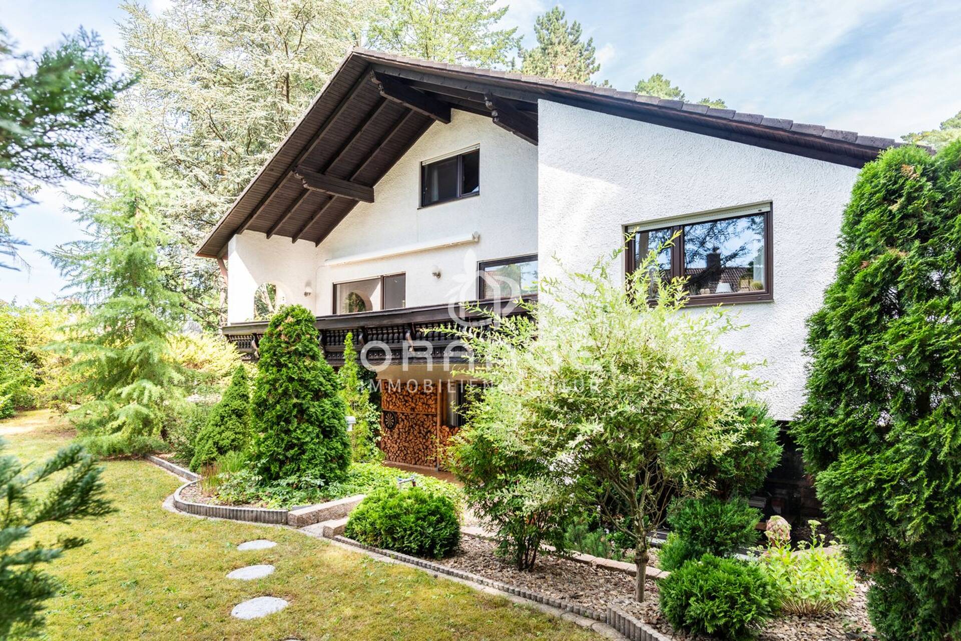 Haus in 91056 Erlangen / Dechsendorf mit 330 m² kaufen