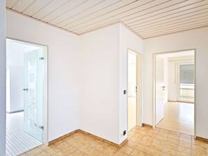 Tolle Dachgeschosswohnung in bevorzugter Wohnlage – 71065 Sindelfingen – Vorschaubild 9