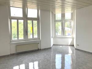 Schöne 2,5-Zimmer Wohnung im 1. OG eines Mehrfamilienhauses in der Innenstadt von Hagen zu vermieten – 58095 Hagen – Vorschaubild 2