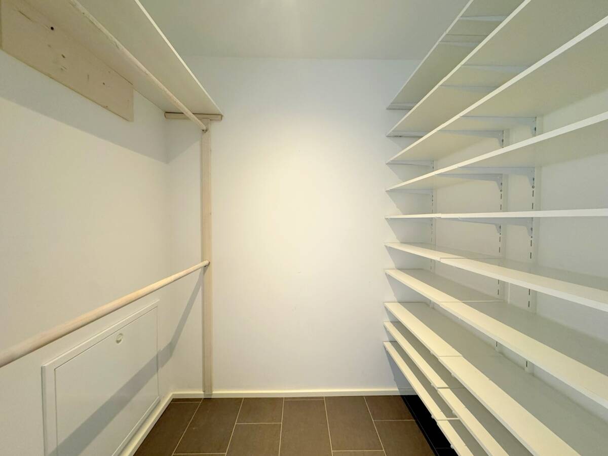 ZWEITBEZUG! Neuwertige Maisonette-Wohnung mit Garten und Stellplatz in Bierstadt-Nord – Wiesbaden – Vorschaubild 8