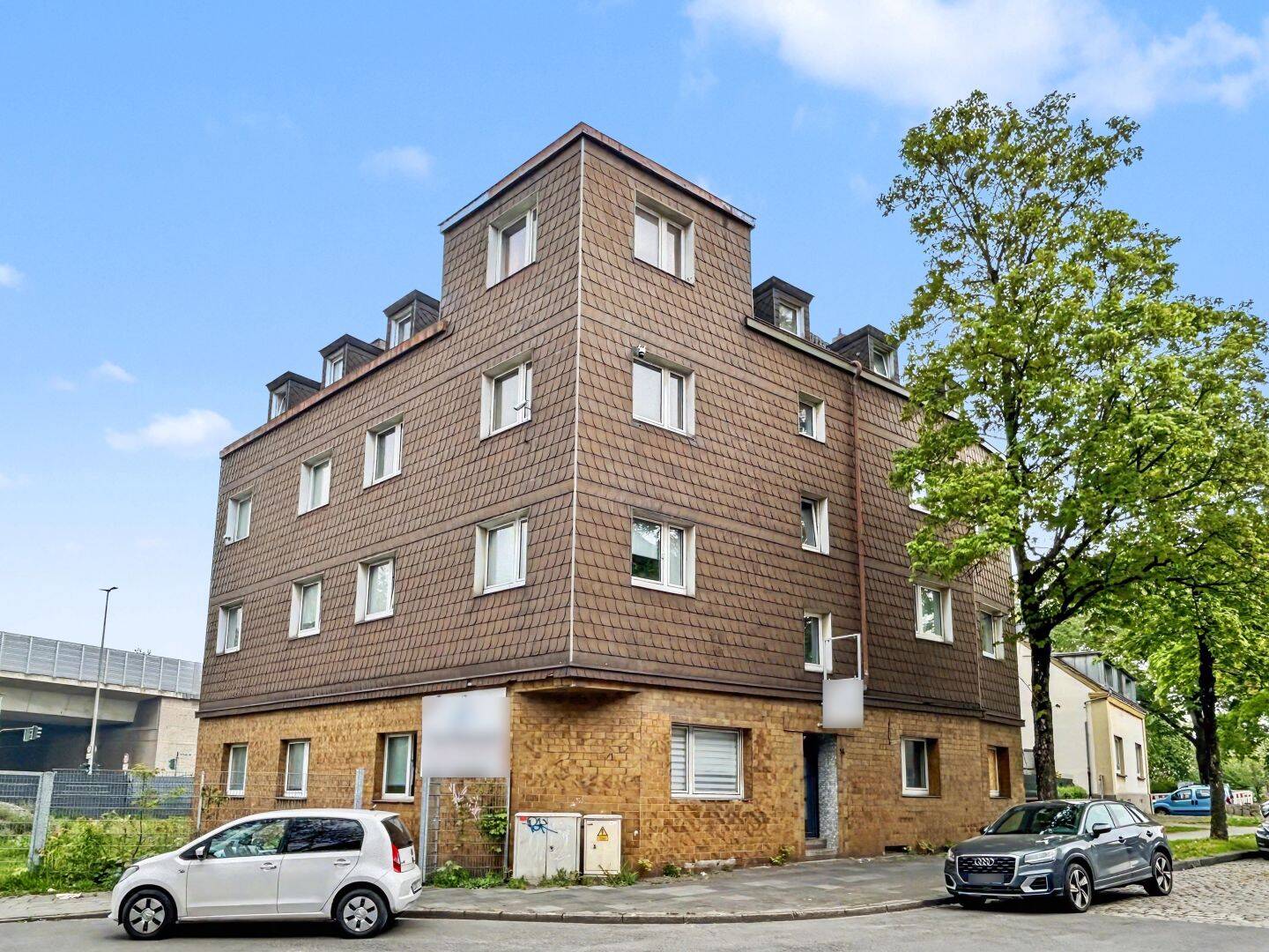 8-Familienhaus - leerstehend und flexibel nutzbar in Duisburg-Beeck