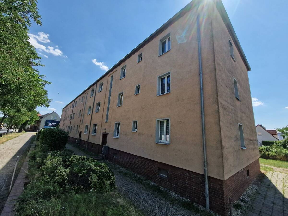 Für Sie renoviert - wohlfühlen mit sonnigem Balkon! – 6886 Wittenberg – Bild 1 von 6