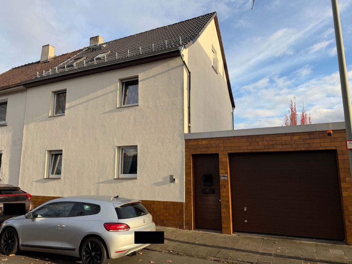 Mehrfamilienhaus - RESERVIERT ! – Flörsheim – Bild 1 von 9