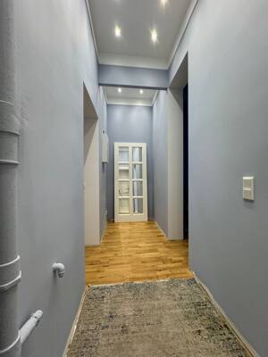 Altbauklassiker mit hochwertiger Modernisierung, Stuck und Spa Bad in Charlottenburg – 10585 Berlin – Vorschaubild 9