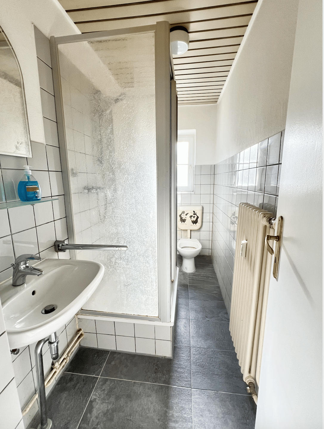 Charmante 2-Zimmer-Wohnung im 1. Obergeschoss mit Potenzial in gepflegtem Altbau – Berlin – Vorschaubild 8