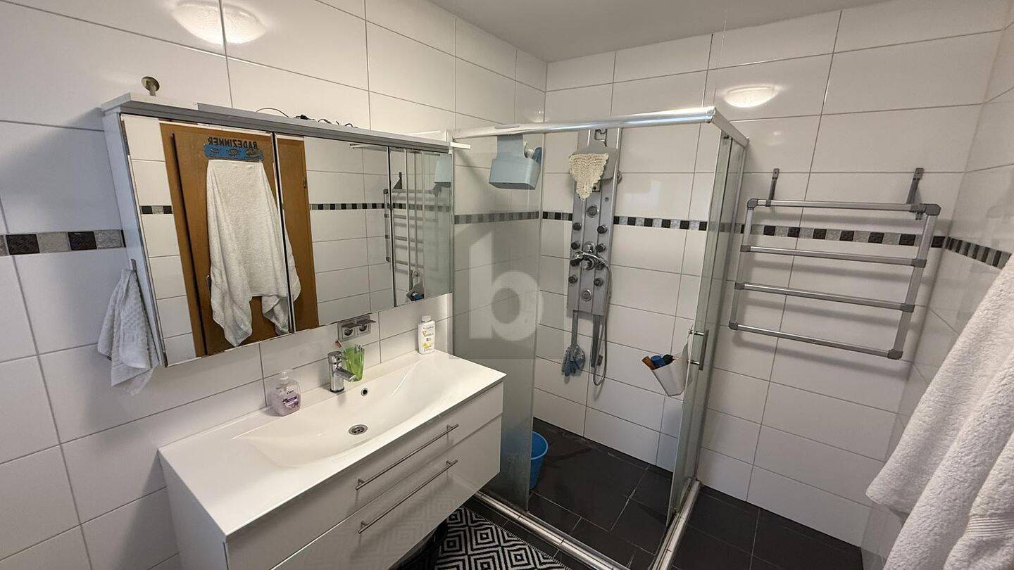 WOHNKOMFORT MIT ZWEI BALKONEN UND STELLPLATZ – Kassel – Vorschaubild 4