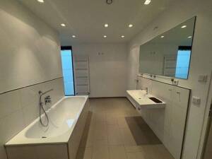 Großzügige 3 Zimmerwohnung am Wasser – 21079 Hamburg – Vorschaubild 5