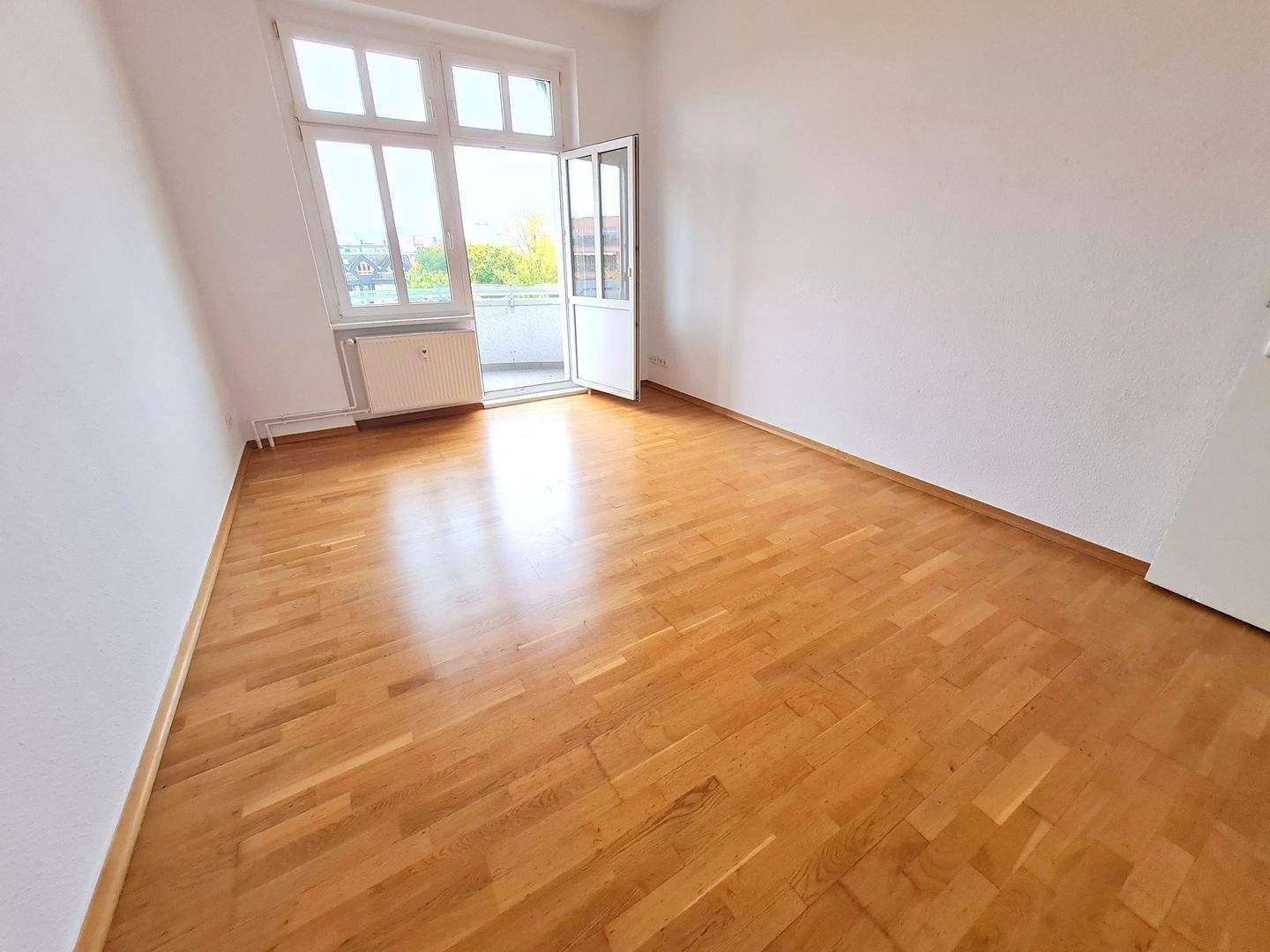 Tolle Wohnung in Schmargendorf ! Breitestr. ums Eck*LIFT ins 4. Obergeschoss mit Ausblick mehrere Kilometer! S-O-Balkon, Lift, Deckenhöhe über 3 m – Berlin – Vorschaubild 7