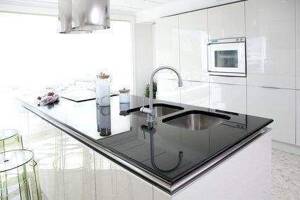 ruhige helle geräumige Maisonette / 5Zi. / 2 Tageslichtbäder / Balkon – 6108 Halle (Saale) – Vorschaubild 5