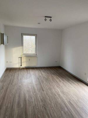 1 Zimmer, Kochnische, Bad, Uni-Nähe – 34127 Kassel – Vorschaubild 3
